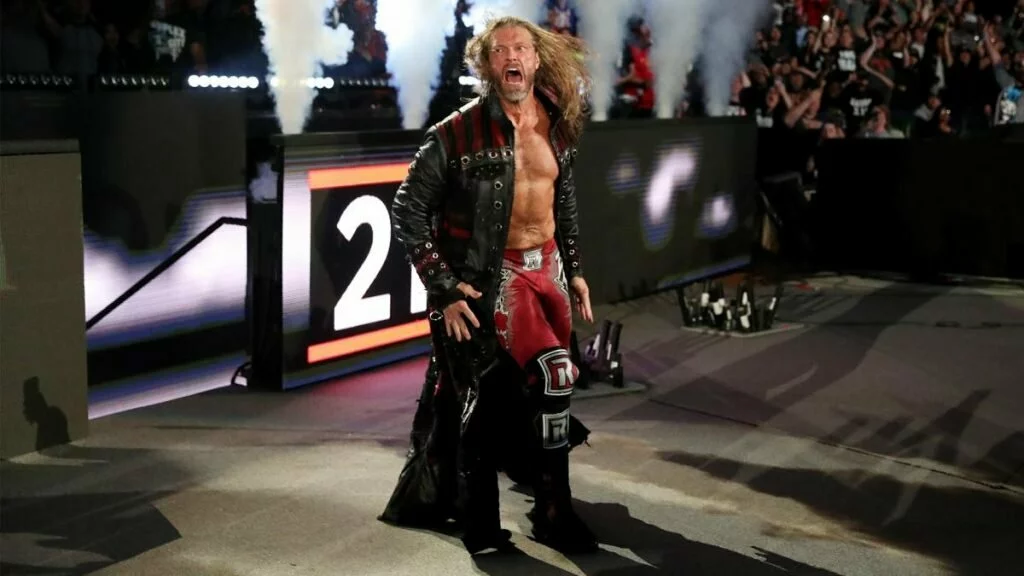 Edge shakes up the WWE Universe with shocking Royal Rumble return