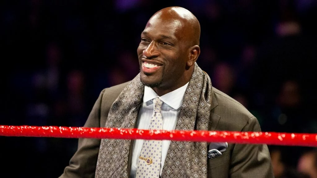 Titus O’Neil set to celebrate 10th anniversary of Joy of Giving event
